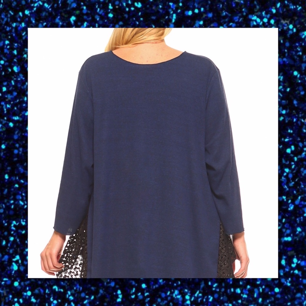 JUST IN🆕🅿️ Navy Lace Insert Handkerchief Tunic - Picture 3 of 5